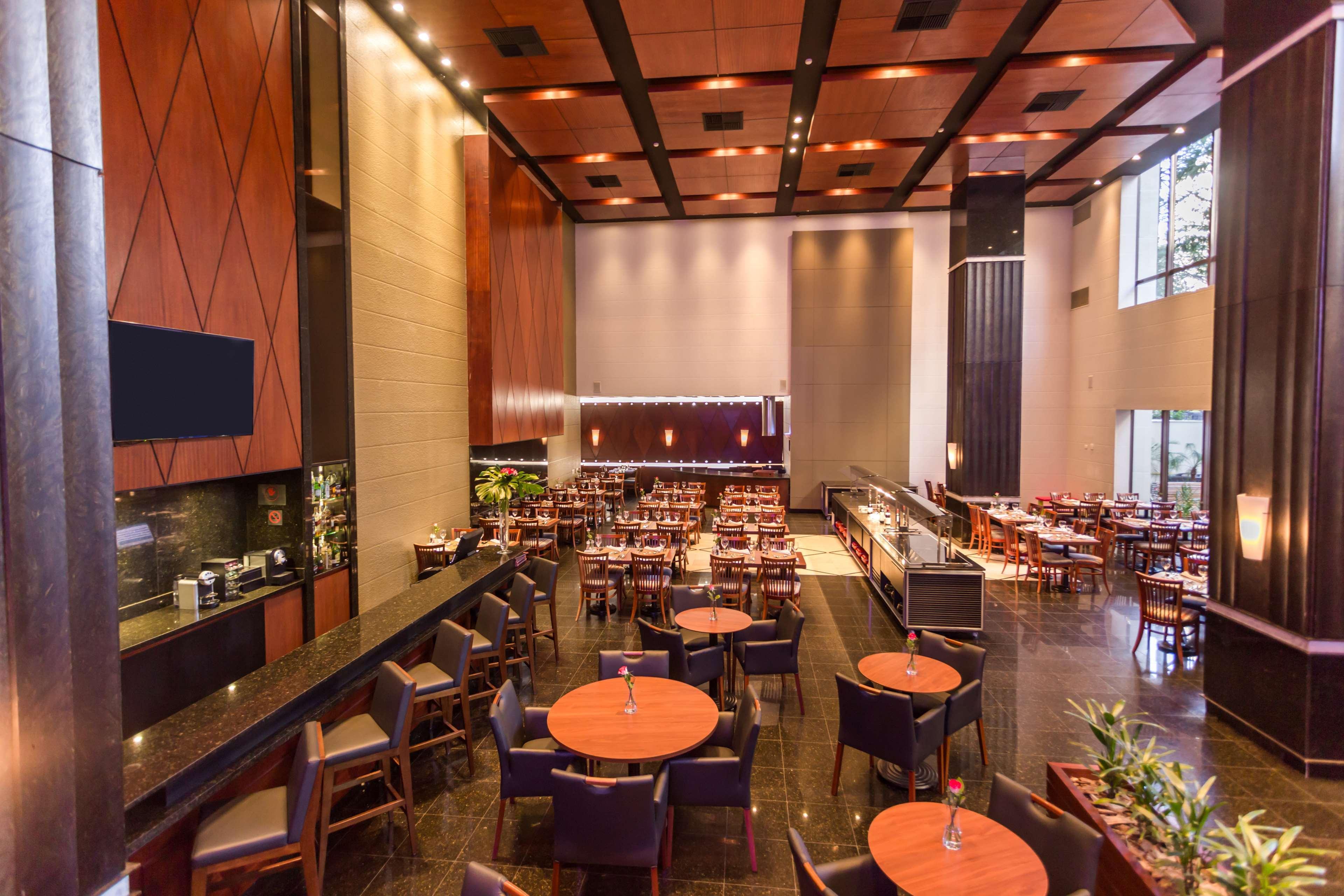 拉迪森库里蒂巴酒店 库里提巴 外观 照片 The interior of the restaurant