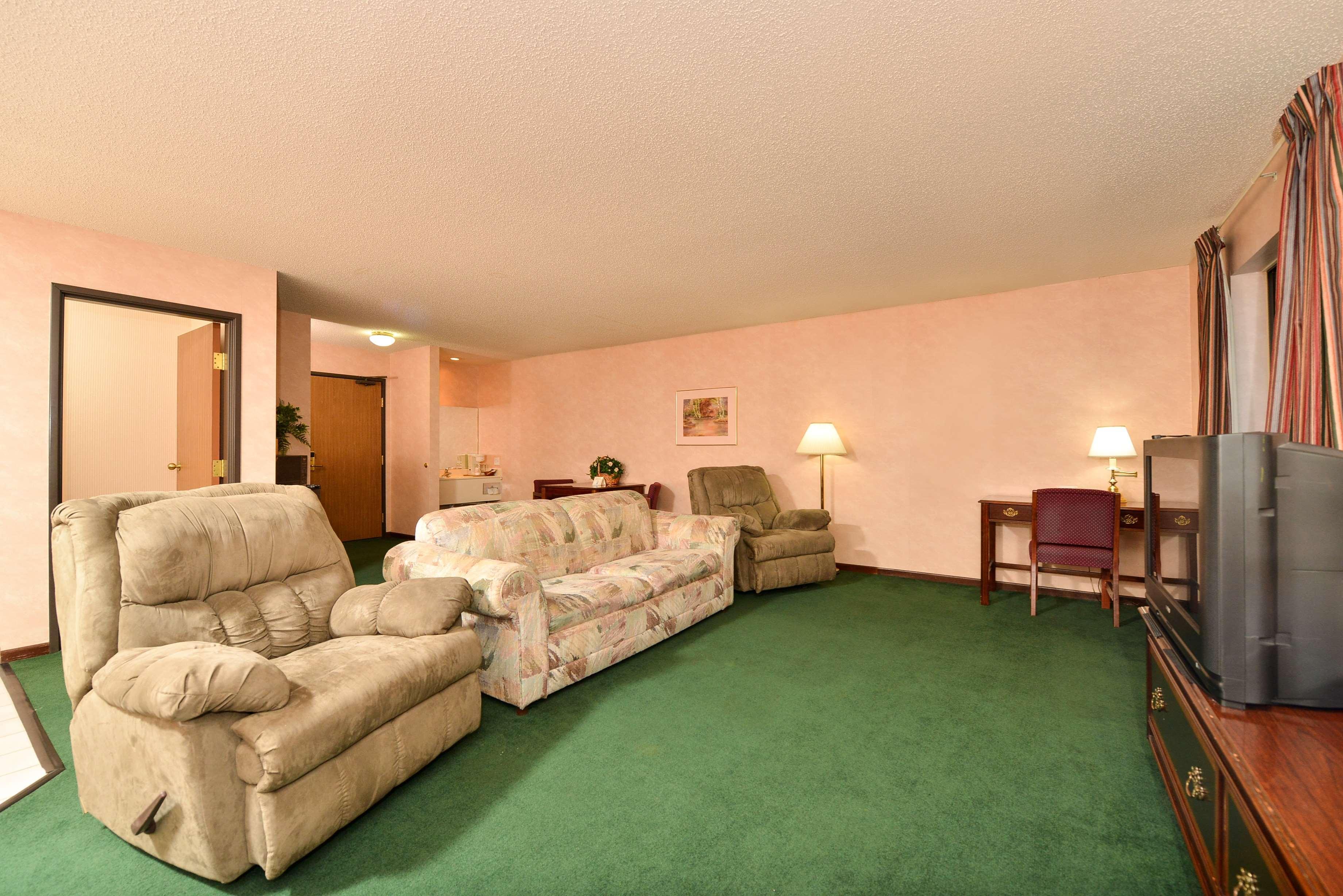 拉迪森库里蒂巴酒店 库里提巴 外观 照片 A living room with carpet