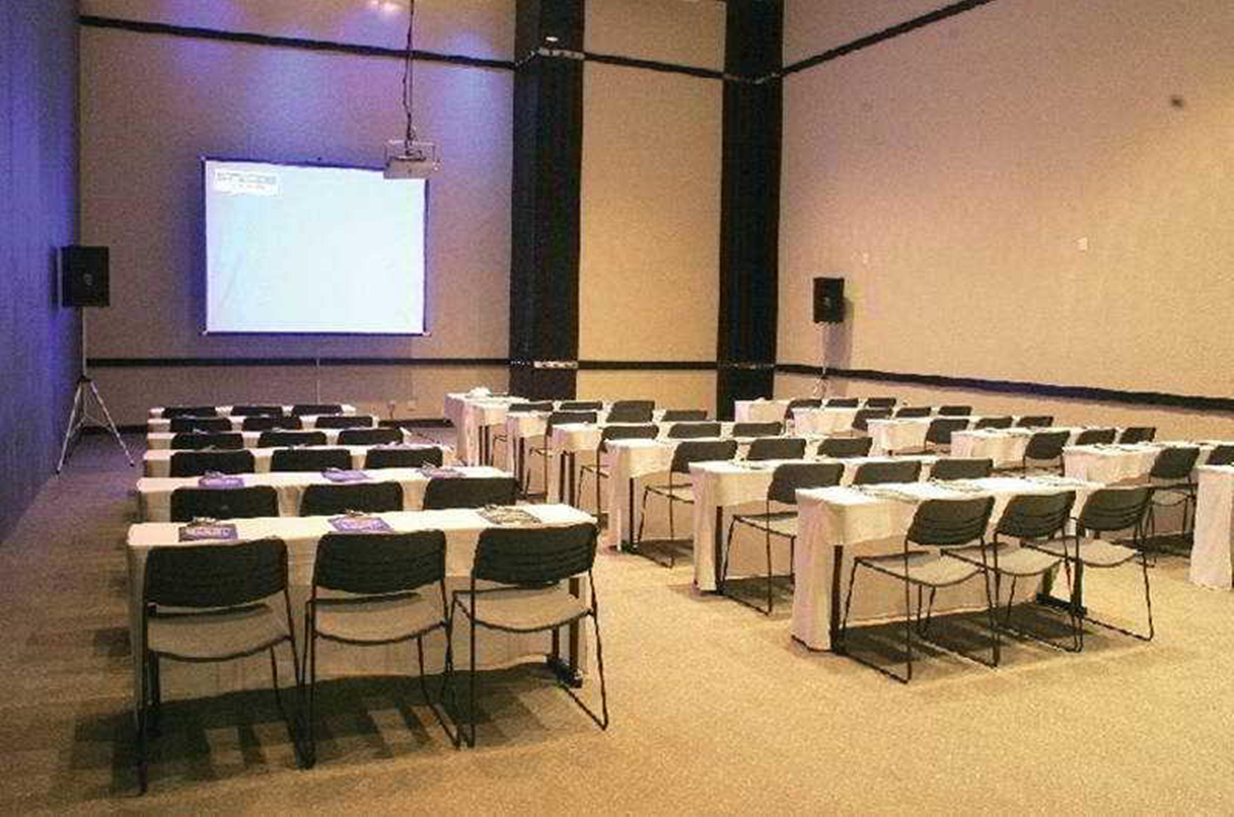 拉迪森库里蒂巴酒店 库里提巴 外观 照片 The 2011 conference