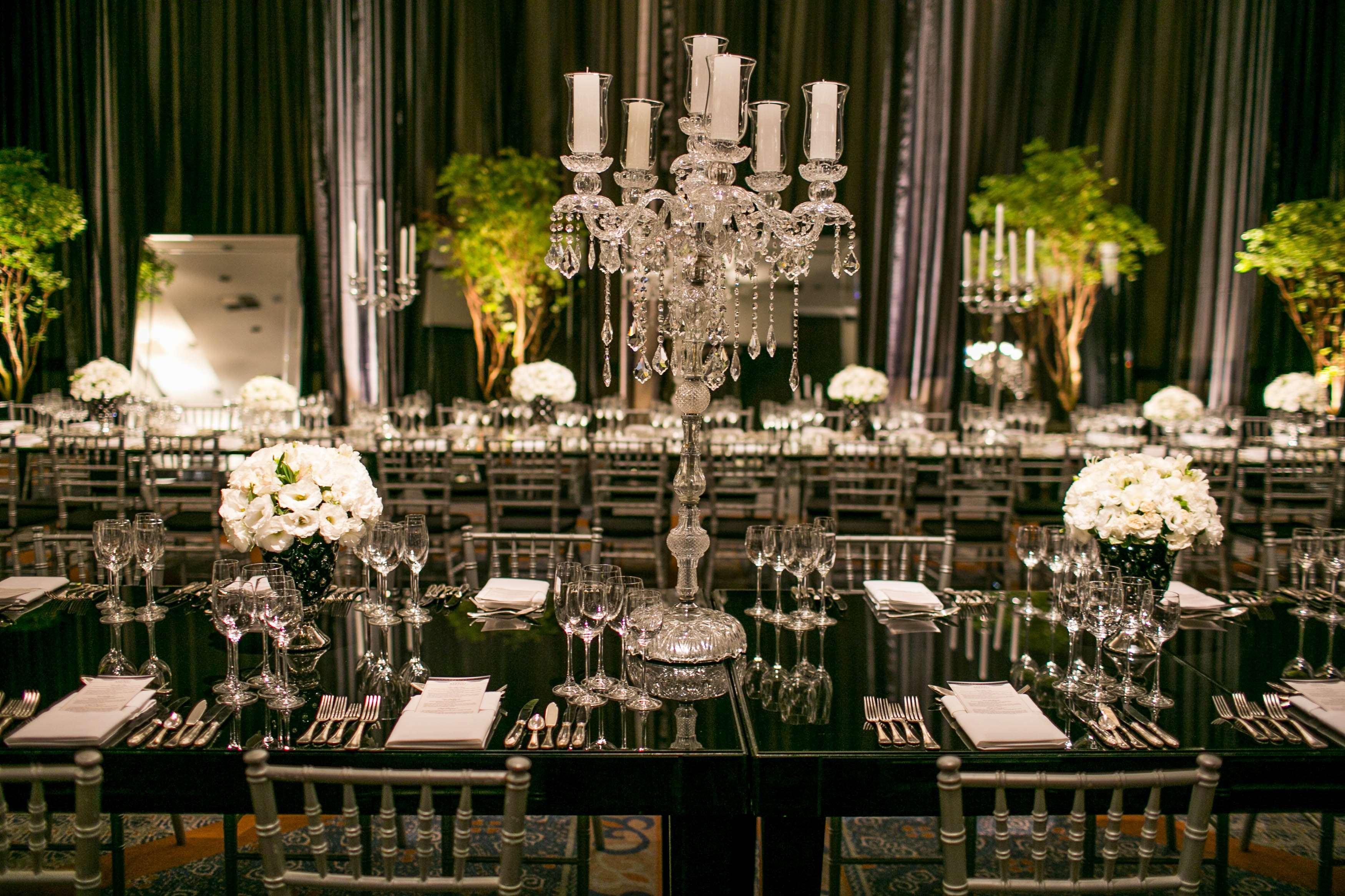 拉迪森库里蒂巴酒店 库里提巴 外观 照片 A table set for a formal dinner