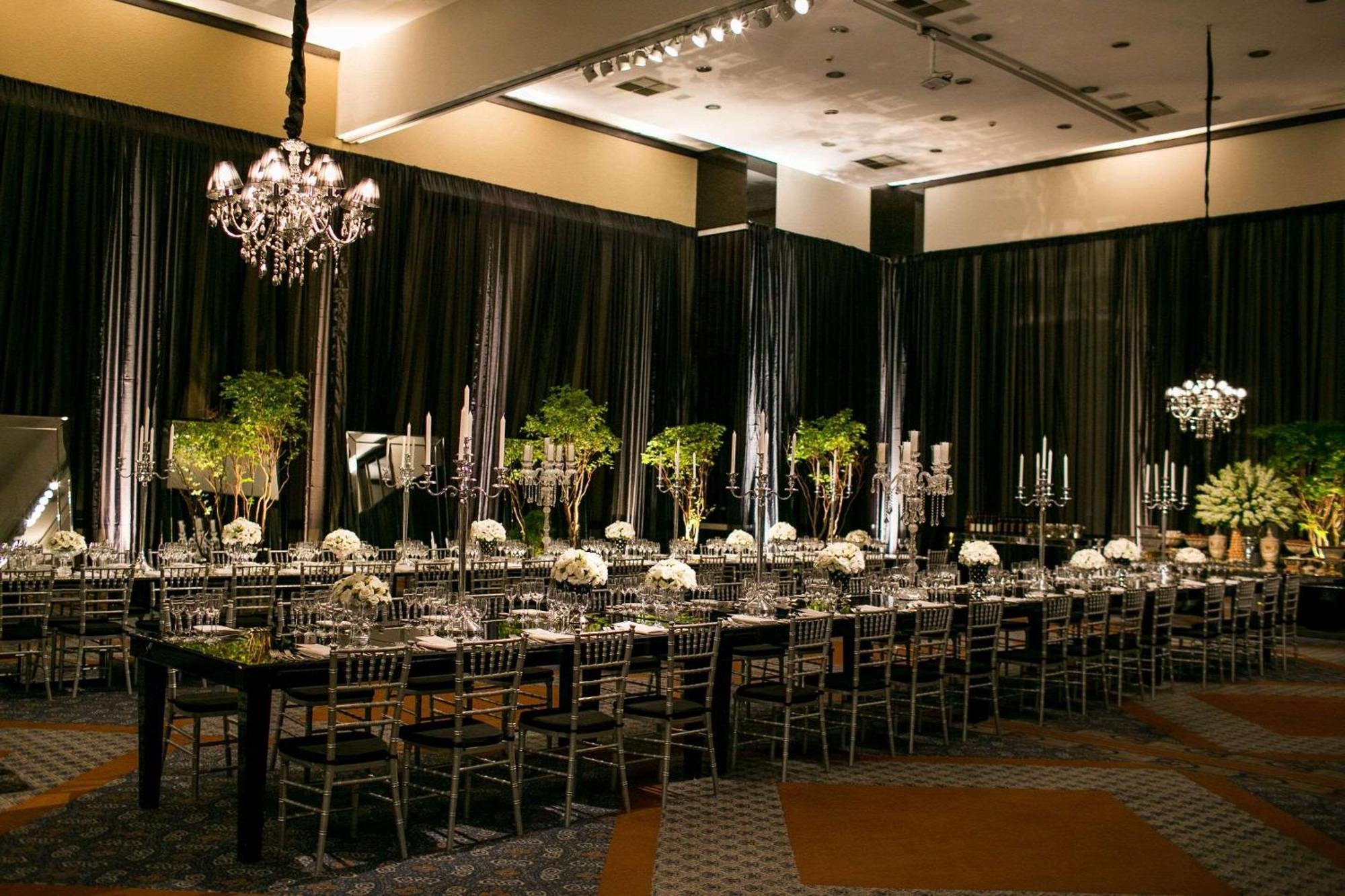 拉迪森库里蒂巴酒店 库里提巴 外观 照片 The ballroom at the Four Seasons Hotel