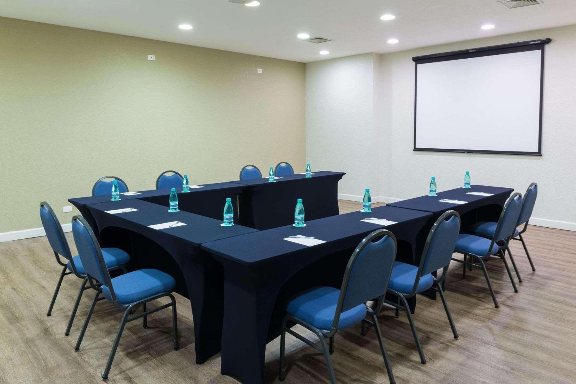 拉迪森库里蒂巴酒店 库里提巴 外观 照片 Meeting room